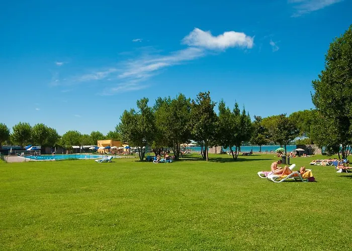Del Garda Kompleks wypoczynkowy 4*