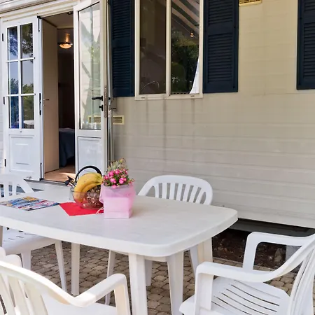 كومبيجيو ديل غاردا 4*