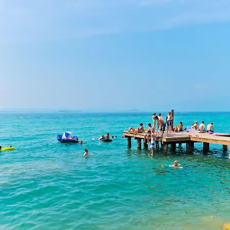 كومبيجيو ديل غاردا منتزه العطل