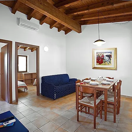 كومبيجيو ديل غاردا منتزه العطل 4*