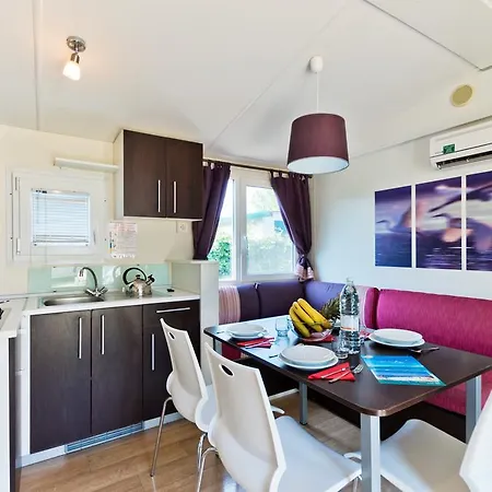 منتزه العطل كومبيجيو ديل غاردا 4*