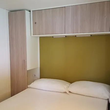 كومبيجيو ديل غاردا 4*